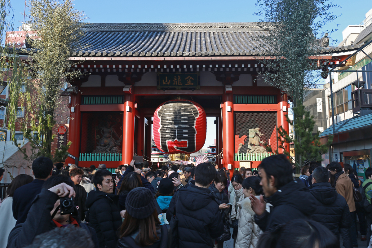 Kaminari-mon Gate in New Year, Asakusa Tokyo